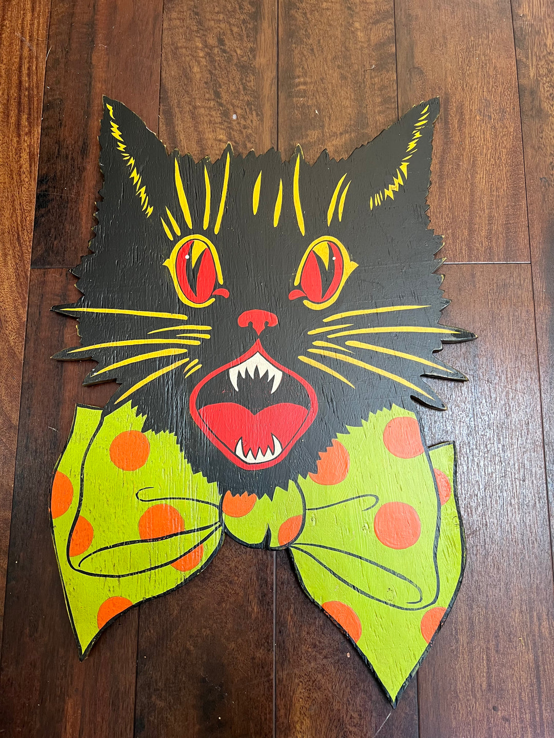 KR.Collective: Scaredy Cat Wood Decor