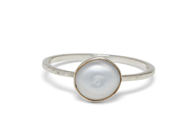 Pura Vida Pretty in Pearl Ring - Pine & Moss