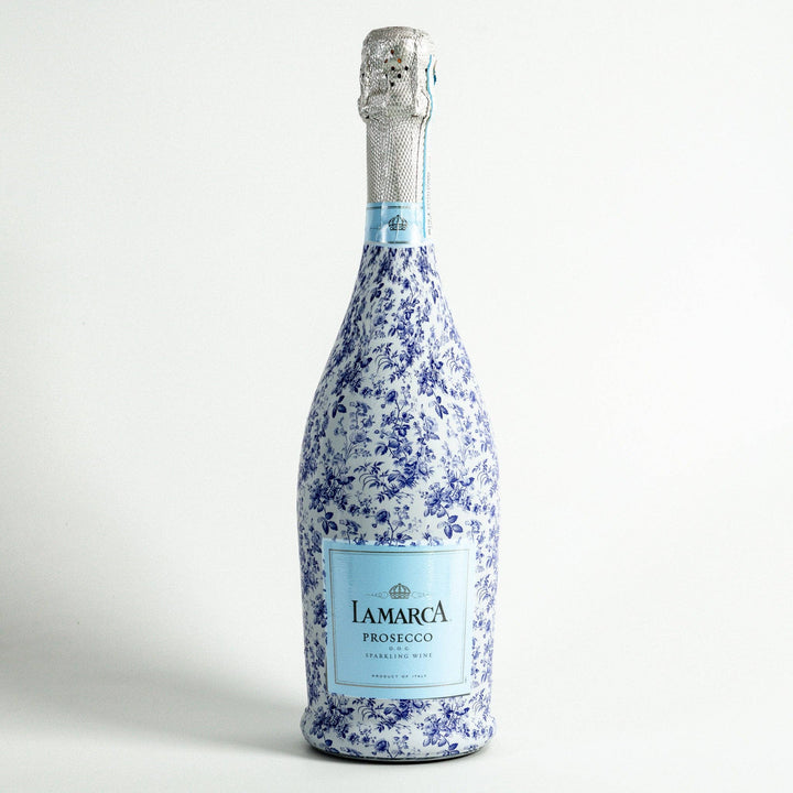 Beau Bottles Grandmillenial Blue Floral - Prosecco Collection - Pine &amp; Moss
