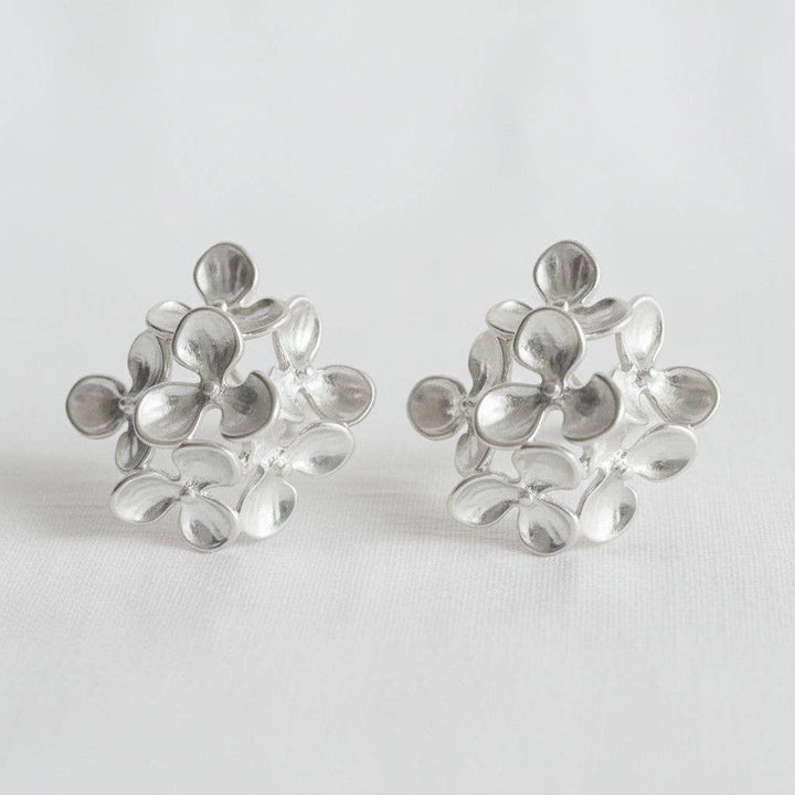 Petal- Artistic Floral Drop Earrings in Vintage Style