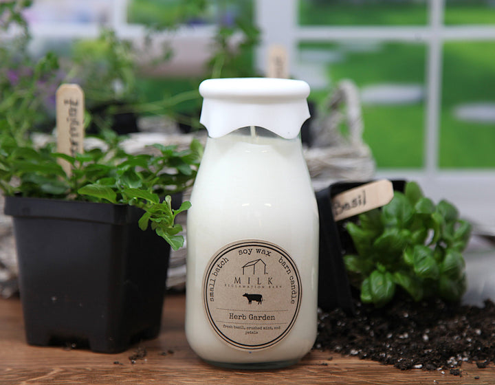 Milk Reclamation Barn 13 oz-Herb Garden - Pine &amp; Moss