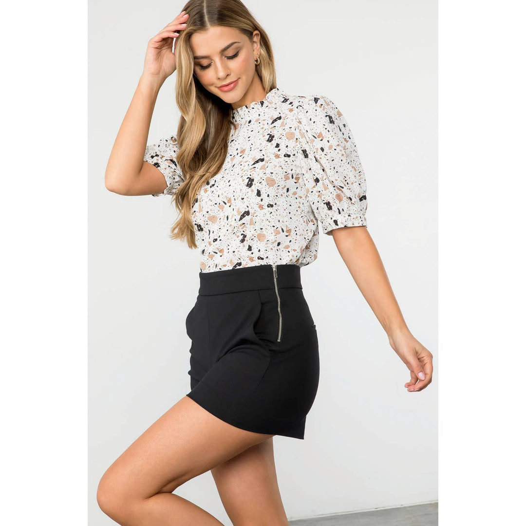 Corrine- Spotted Print Short Sleeve Blouse - Pine & Moss