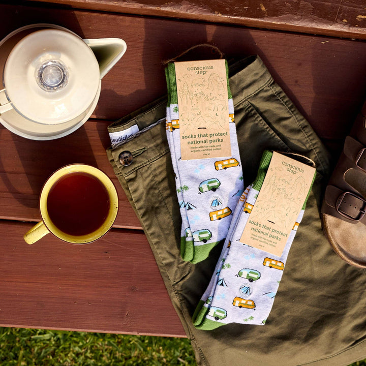 Conscious Step: Socks that Protect National Parks (Green Campers): Medium