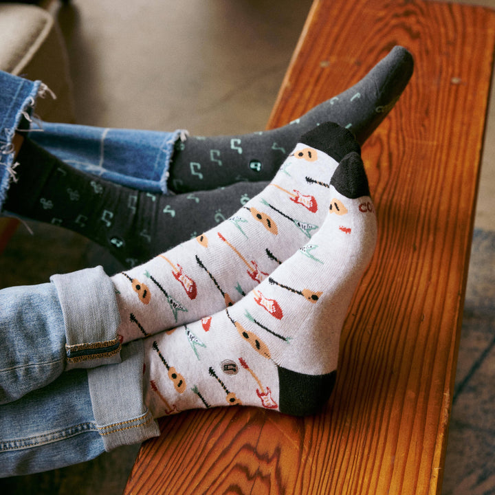 Conscious Step:Socks that Support Music (Gray Guitars): Medium