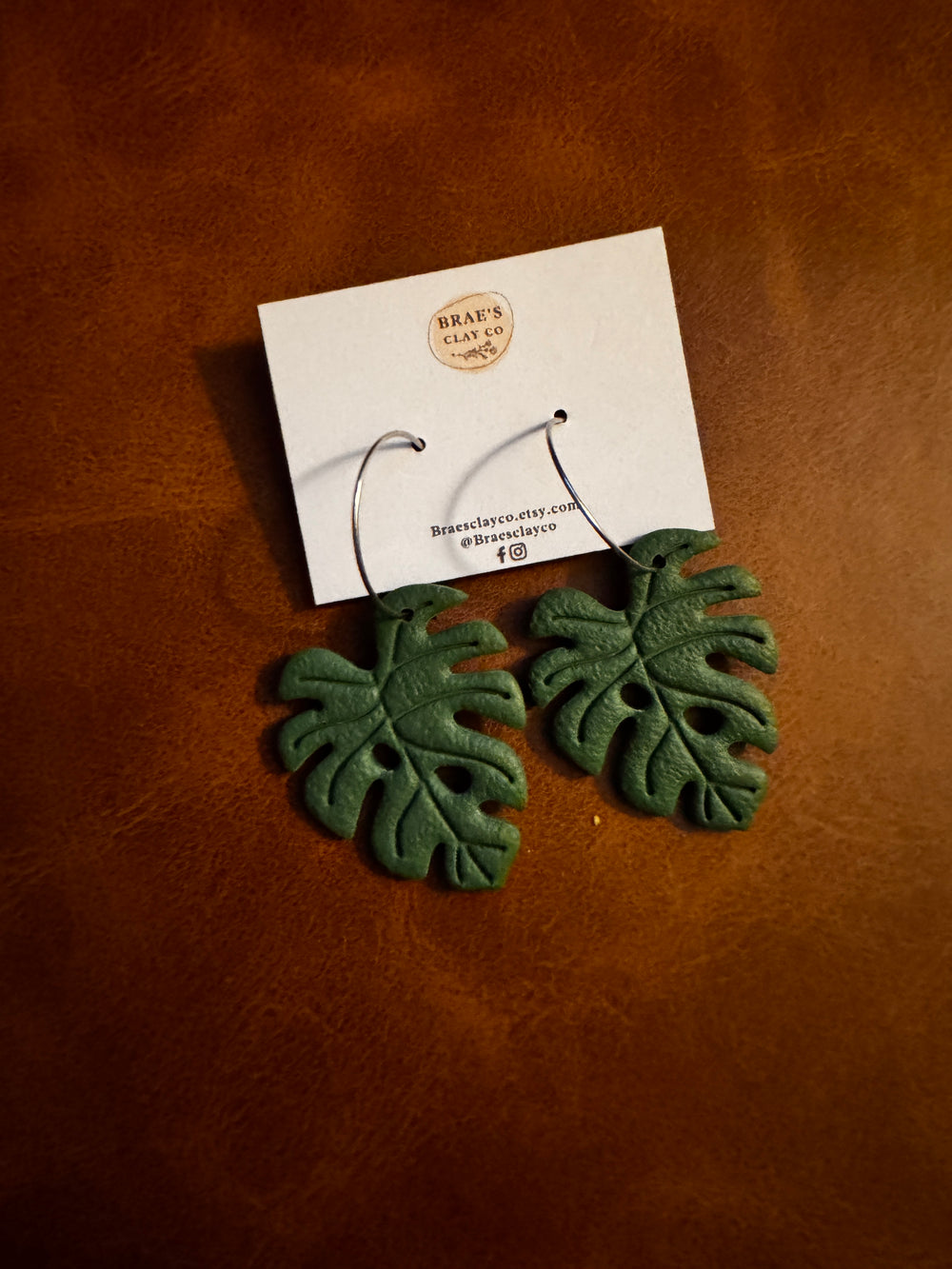 Brae's Clay Co.- Monstera Hoops - Pine & Moss