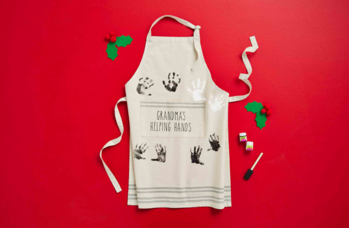 Grandma Helping Hands Apron - Pine & Moss