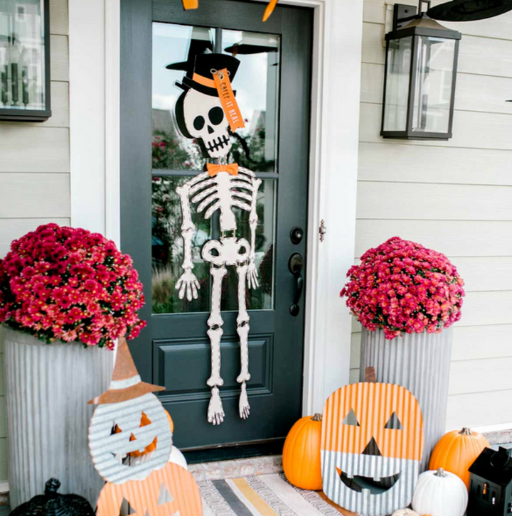 Skeleton Top Hat Door Hanger