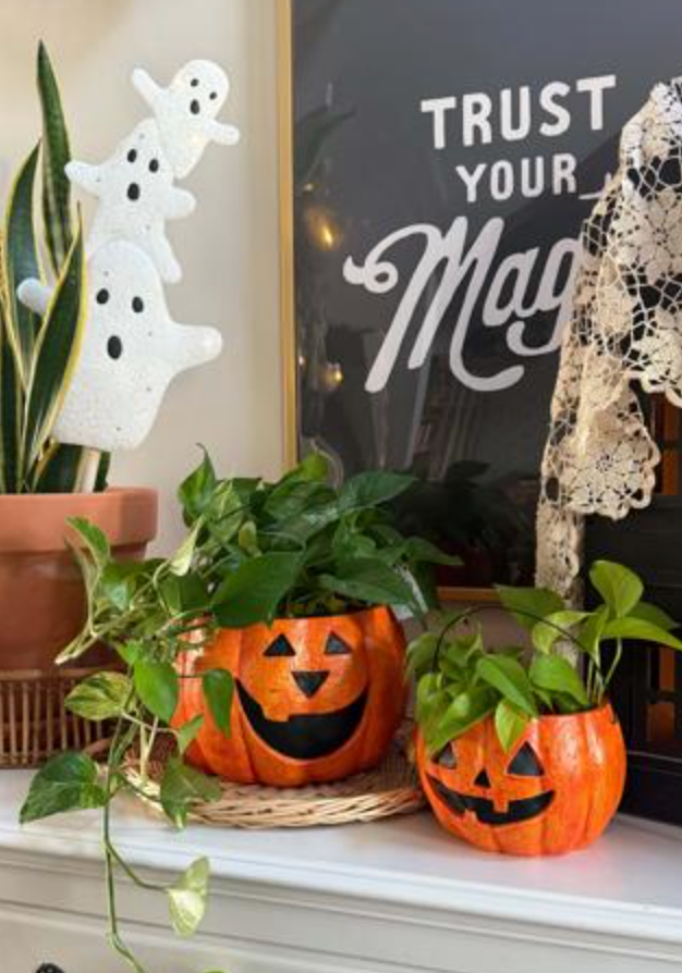 Jack-O-Lantern Buckets: Two Sizes