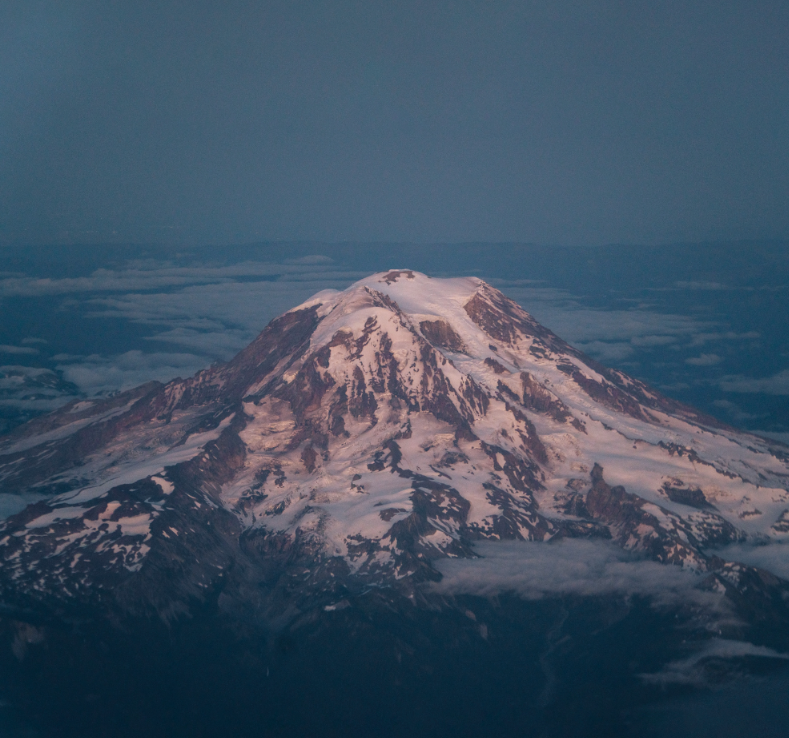 North Drinkware Mt. Rainier Pint Glass