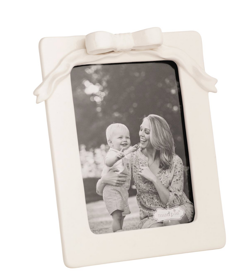 Bow Frame- 2 Sizes to Choose From - Pine & Moss