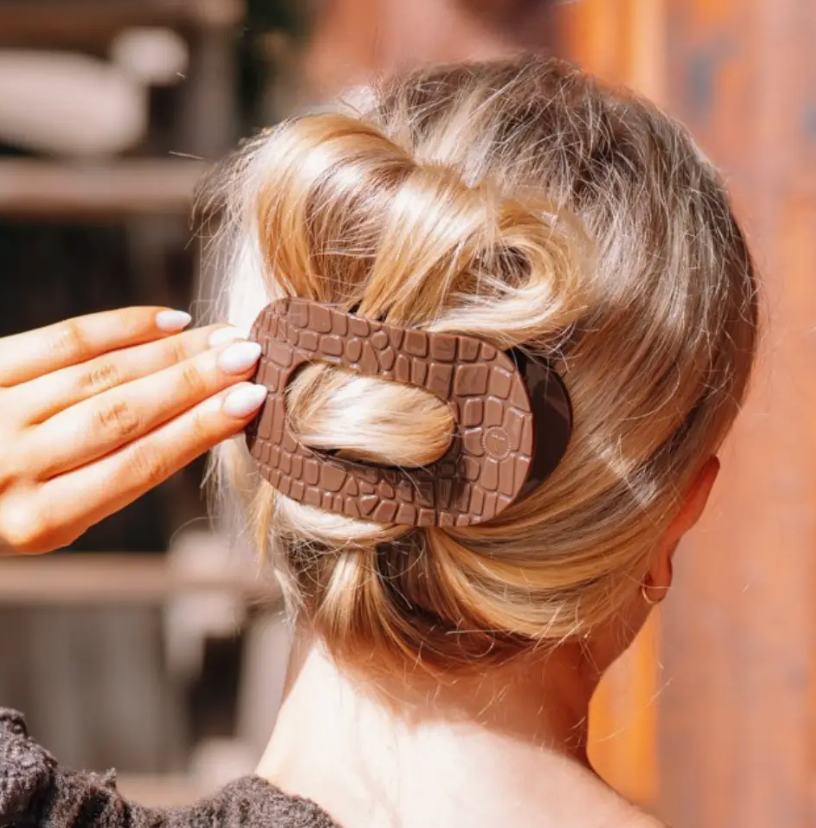 Brown Crocodile | Large| Flat Round Hair Clip