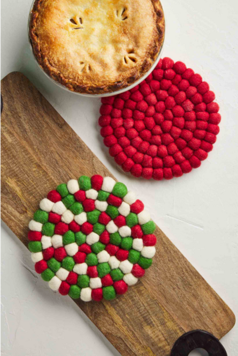 Christman Pom Trivet