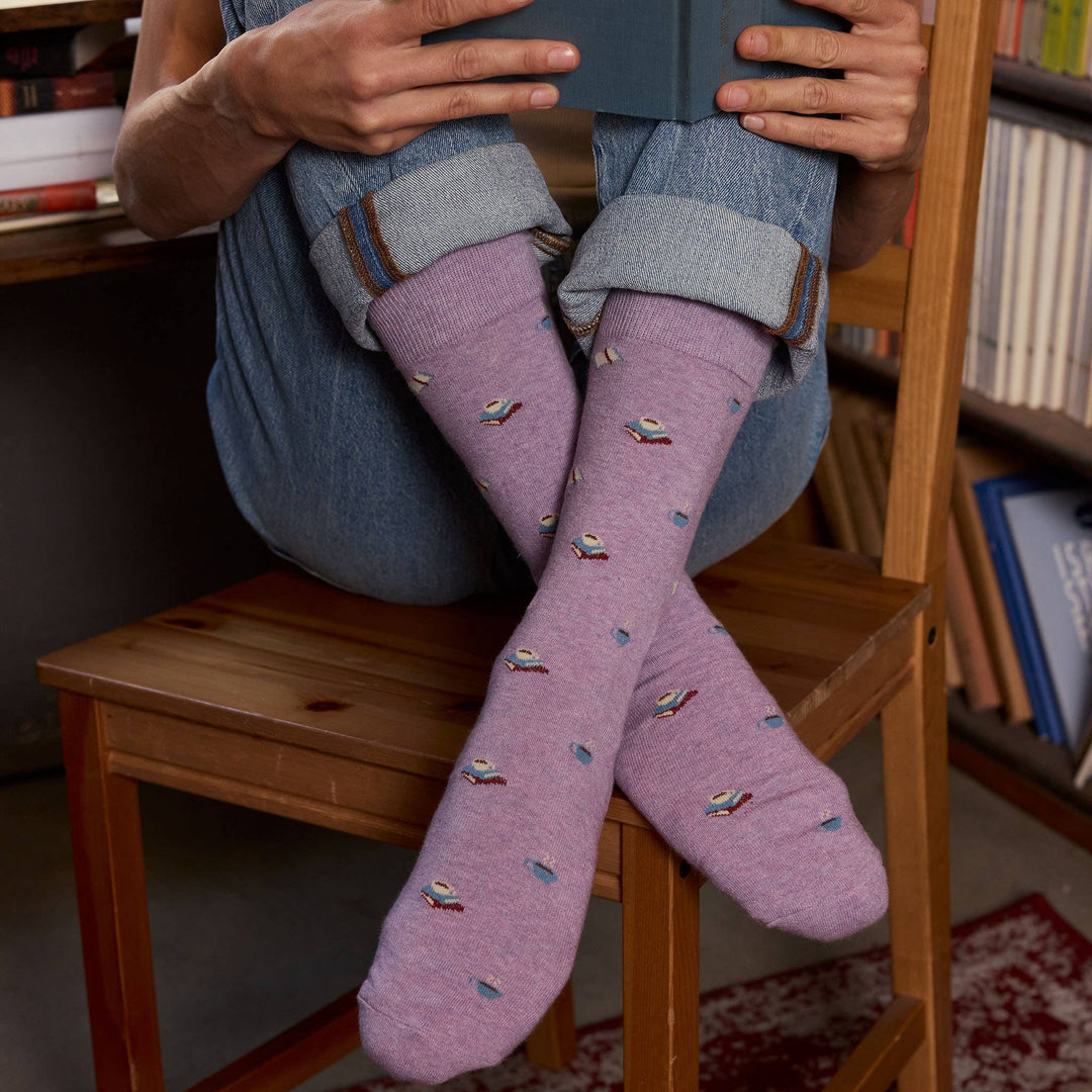 Conscious Step:Socks that Give Books (Purple Books and Mugs): Small