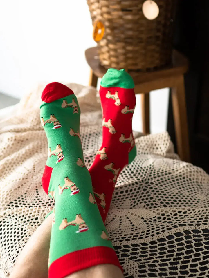 Women's Ugly Christmas  Fa La Llama Mismatched Crew Socks: Women’s 5 – 10