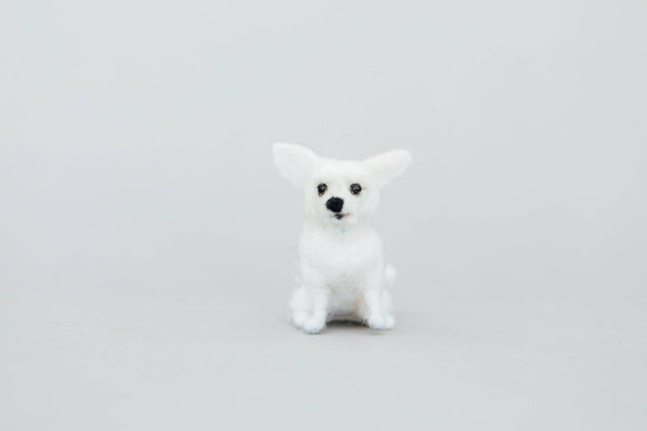 Little Felted Friends: Chihuahua (Needle-Felting Kit)