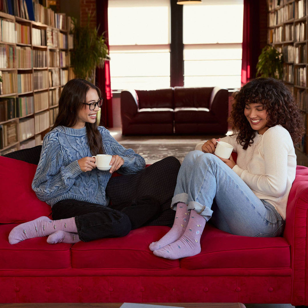 Conscious Step:Socks that Give Books (Purple Books and Mugs): Small