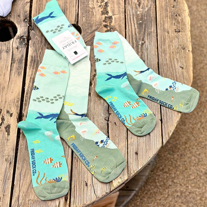 Men's Underwater Scene Socks: Men's 7 - 12