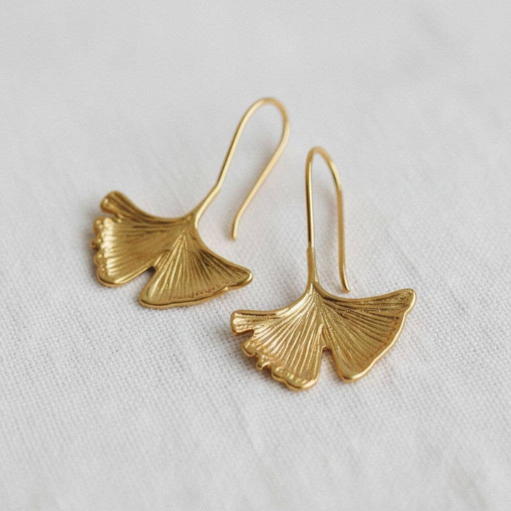 Leaves- Artistic Ginkgo Leaf Drop Earrings - Pine &amp; Moss