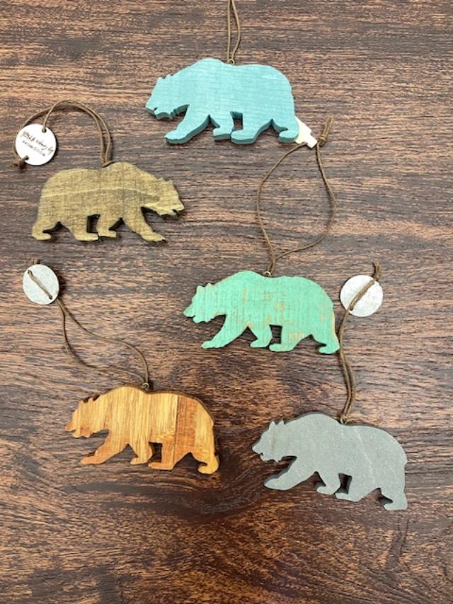 Ginger & The Huth Wood Animal Ornaments - Pine & Moss